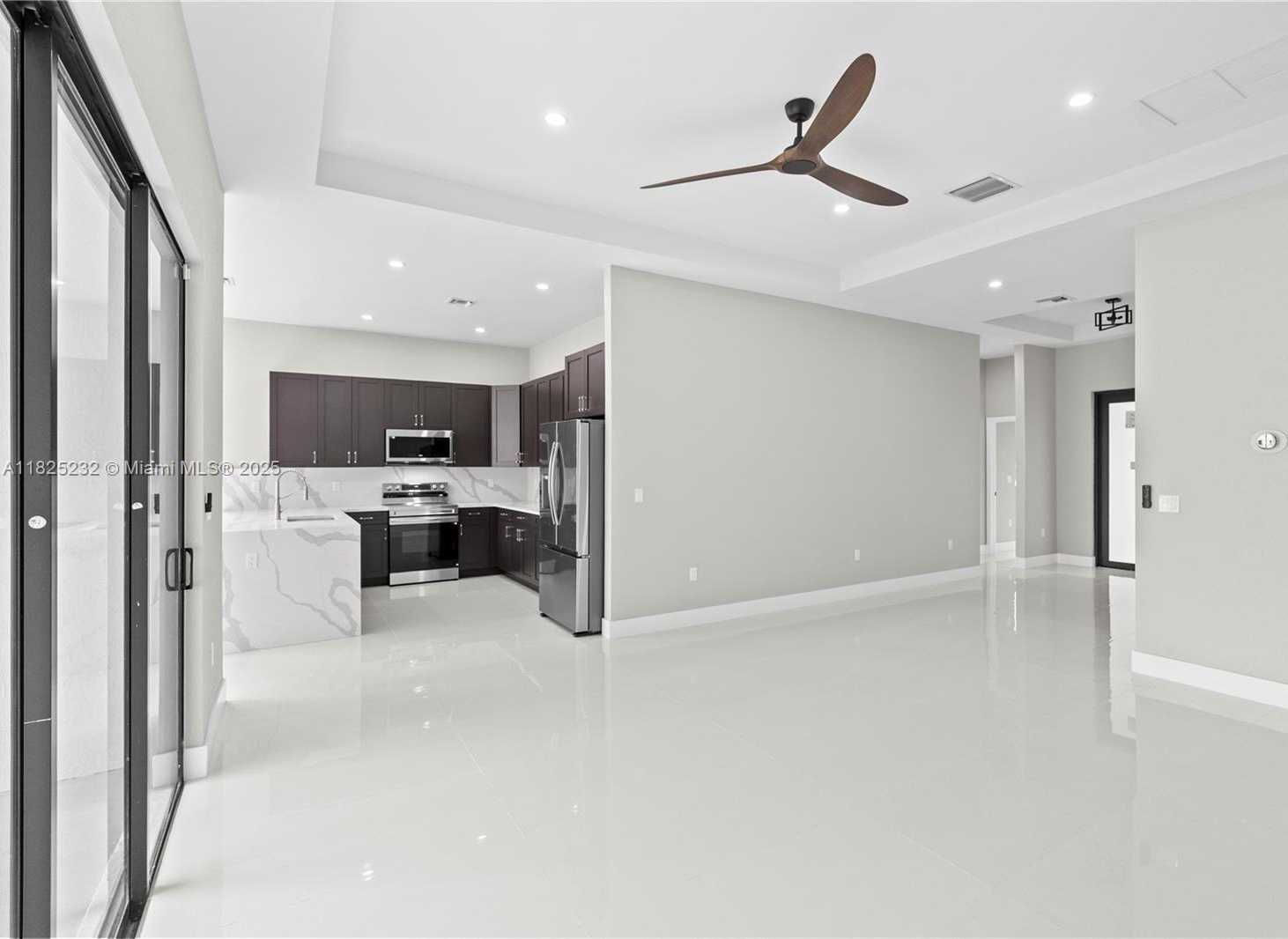 Small Image of 2101 NORTH WEST 27TH ST, Oakland Park Number 14