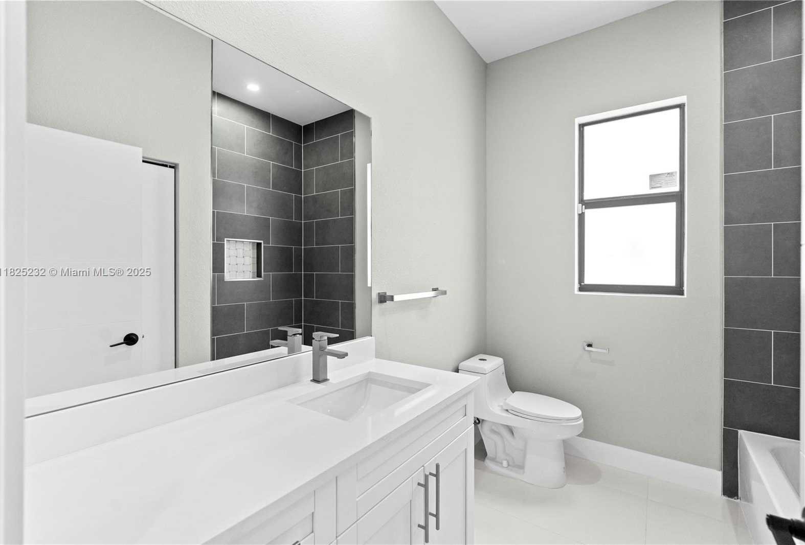 Small Image of 2101 NORTH WEST 27TH ST, Oakland Park Number 18
