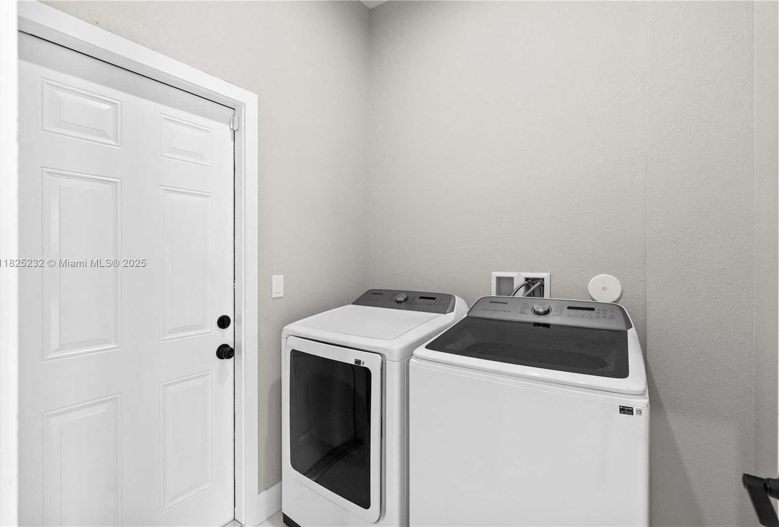 Small Image of 2101 NORTH WEST 27TH ST, Oakland Park Number 23