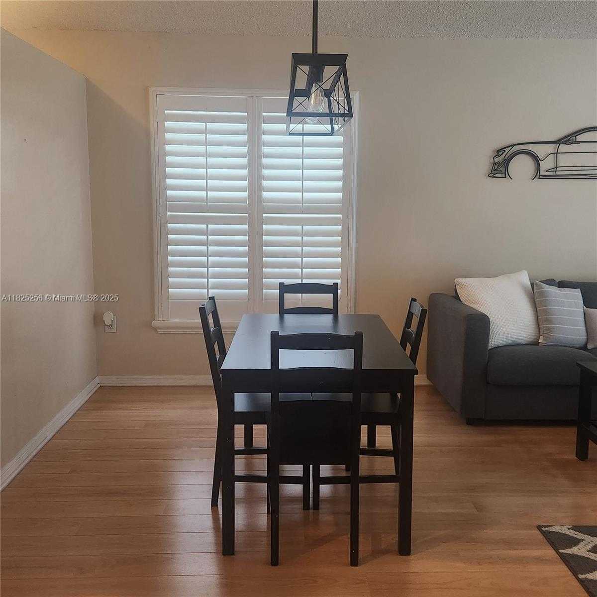 Small Image of 2017 NORTH WEST 182ND AVE, Pembroke Pines Number 7