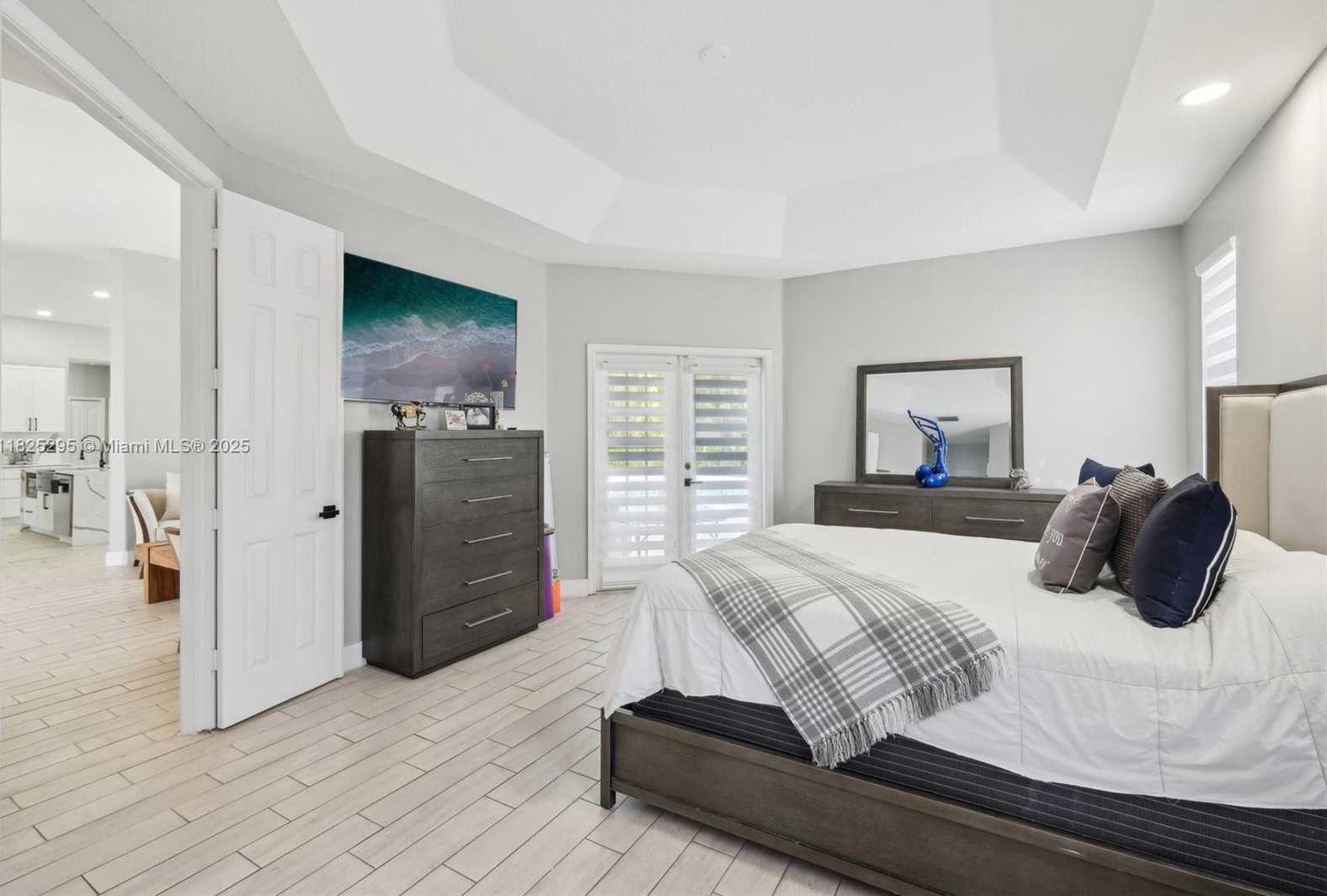 Small Image of 14387 TEMPLE BLVD, Palm Beach Number 25