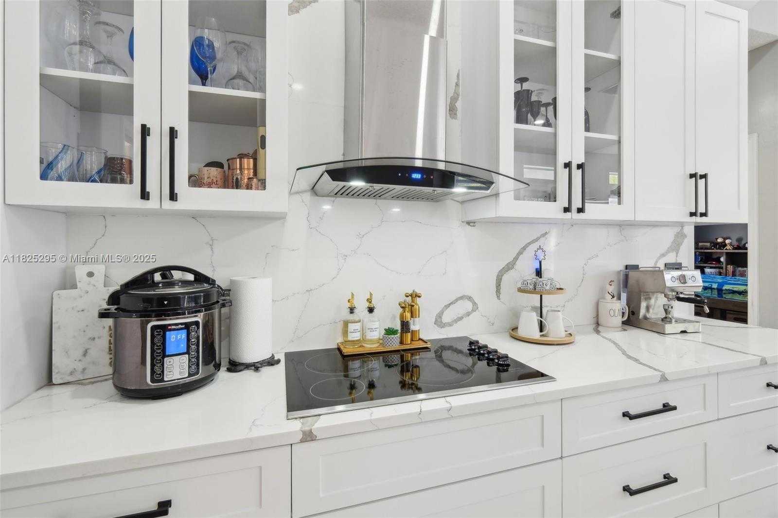 Small Image of 14387 TEMPLE BLVD, Palm Beach Number 29
