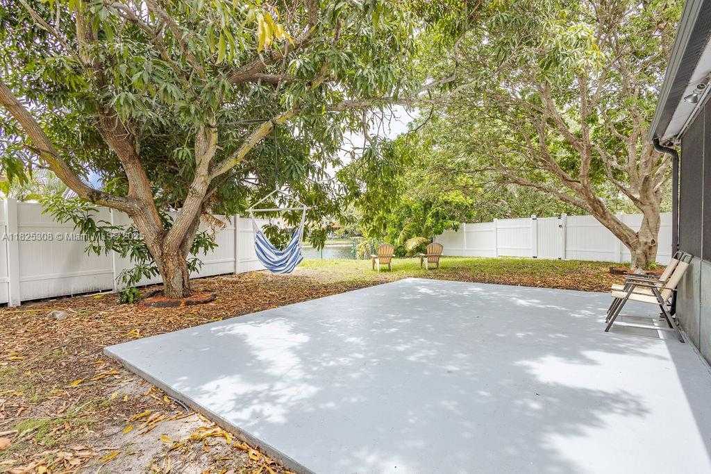 Small Image of 3420 NORTH WEST 21ST CT, Coconut Creek Number 15