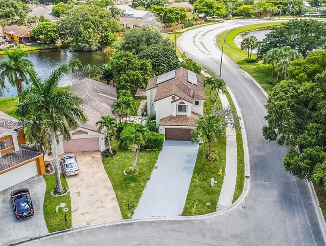 Small Image of 3420 NORTH WEST 21ST CT, Coconut Creek Number 3
