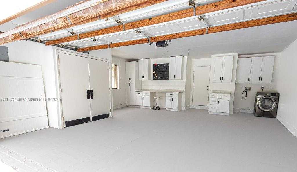 Small Image of 3420 NORTH WEST 21ST CT, Coconut Creek Number 4