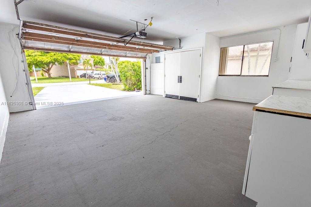 Small Image of 3420 NORTH WEST 21ST CT, Coconut Creek Number 5