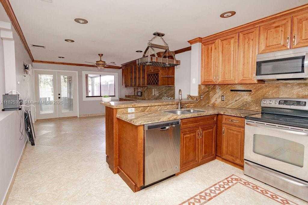Small Image of 3420 NORTH WEST 21ST CT, Coconut Creek Number 69