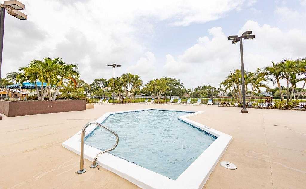 Small Image of 3420 NORTH WEST 21ST CT, Coconut Creek Number 84