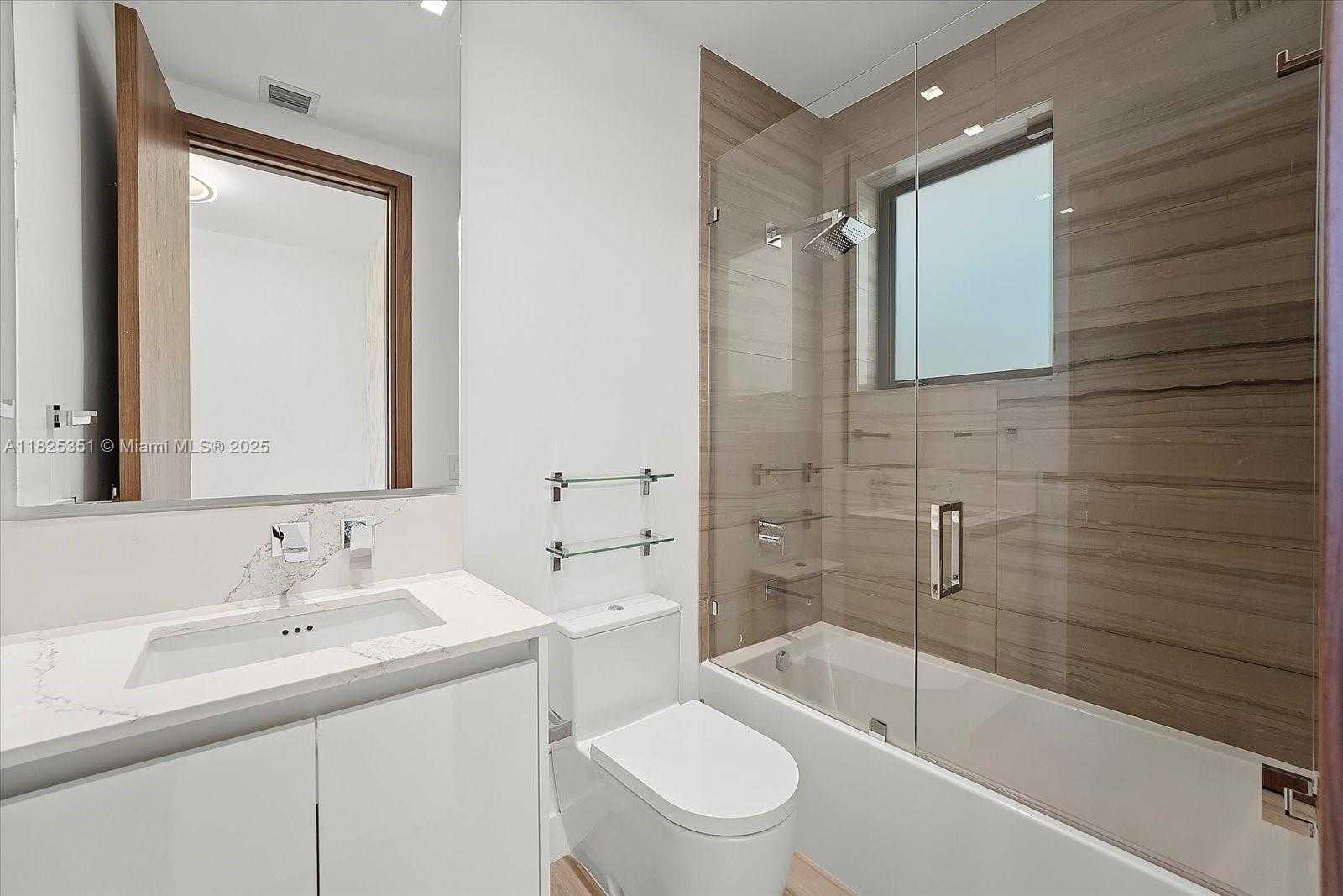 Small Image of 1311 STILLWATER DR, Miami Beach Number 23