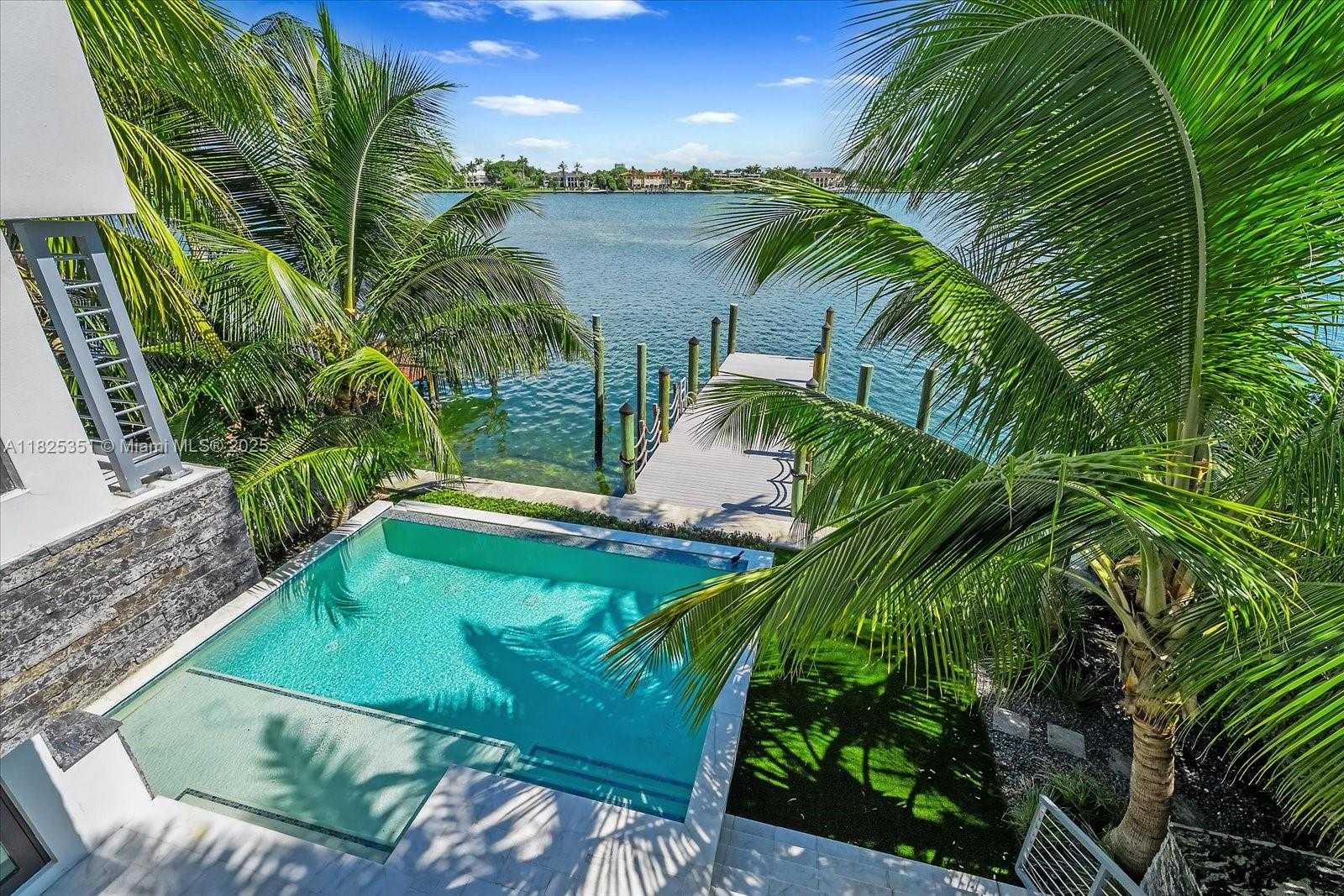 Small Image of 1311 STILLWATER DR, Miami Beach Number 29