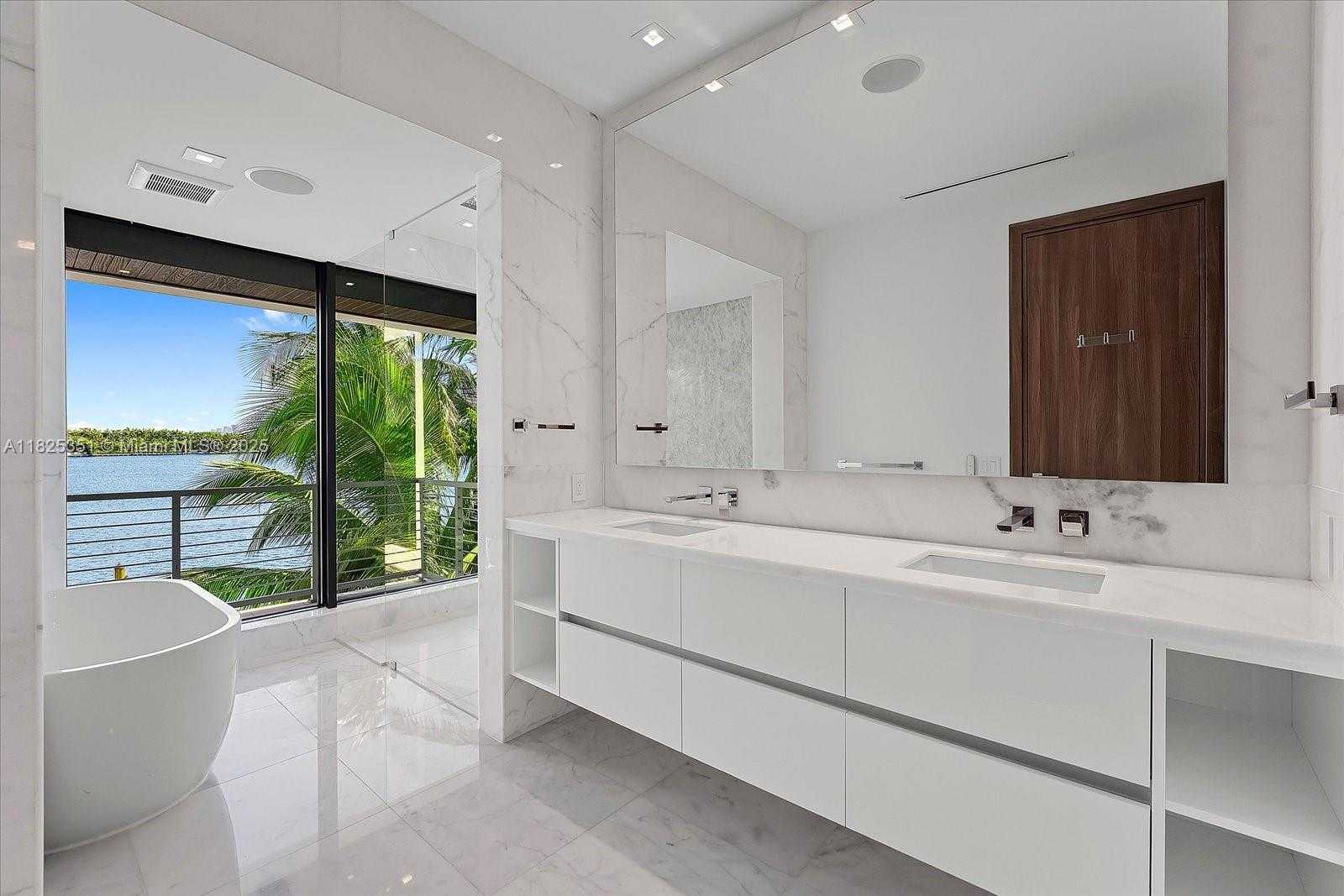 Small Image of 1311 STILLWATER DR, Miami Beach Number 31