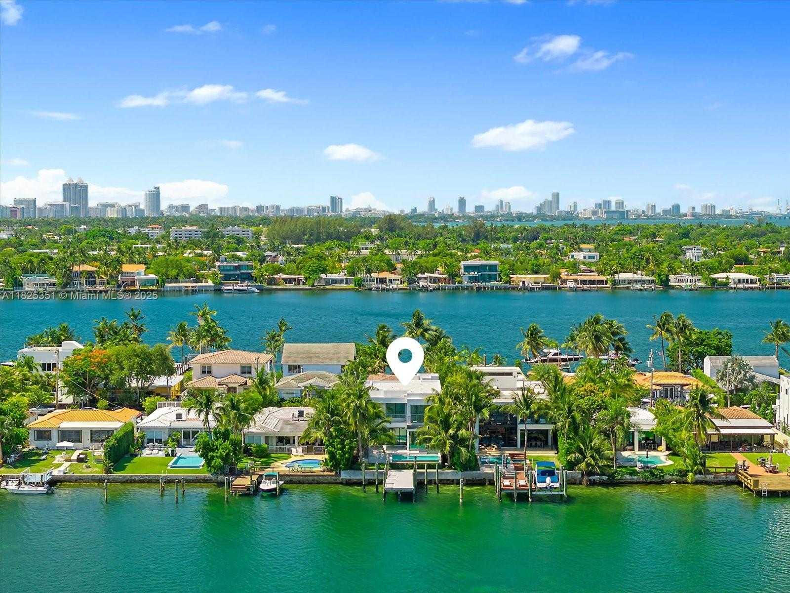 Small Image of 1311 STILLWATER DR, Miami Beach Number 45