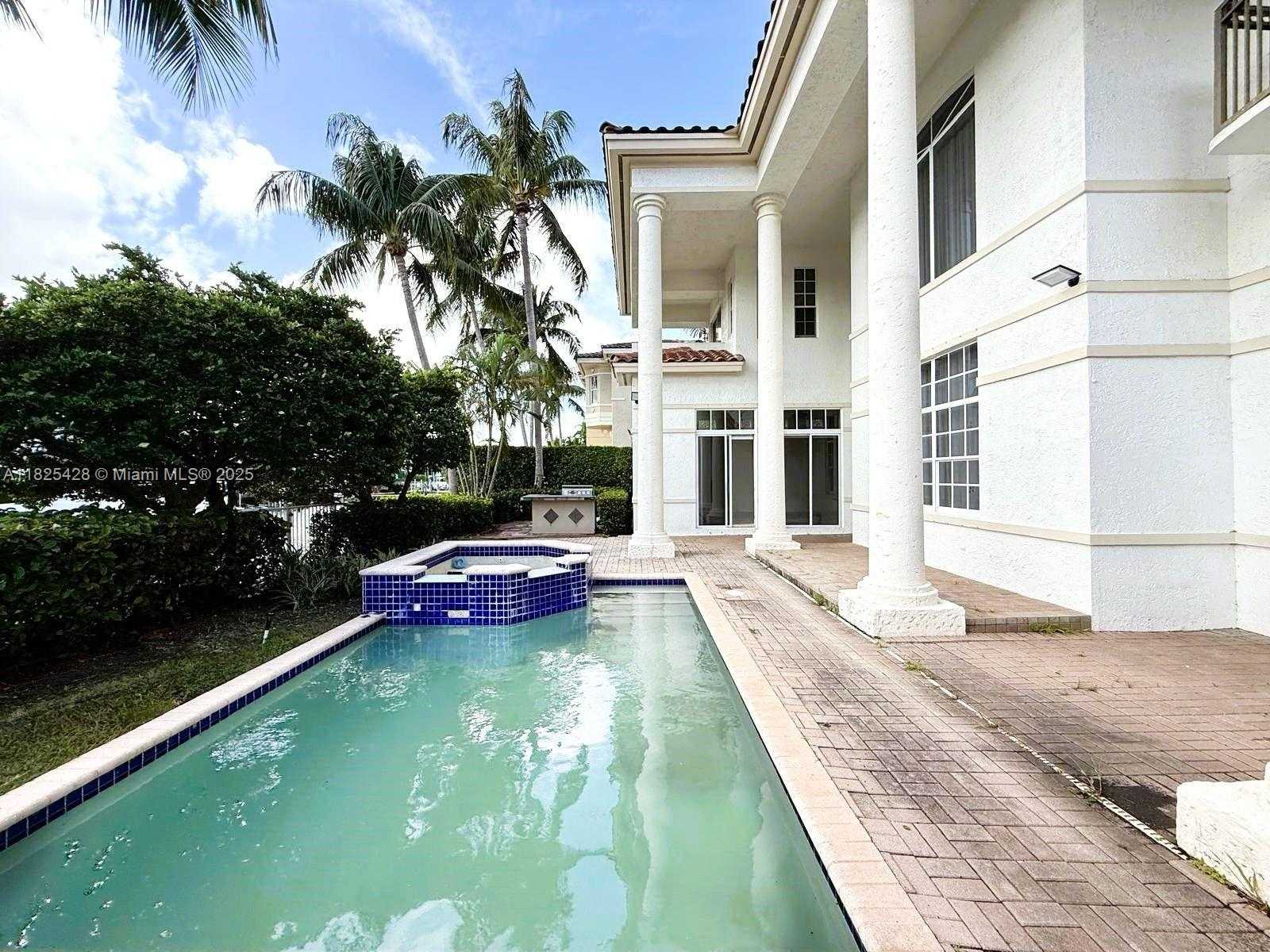 Small Image of 996 SANIBEL DR, Hollywood Number 12