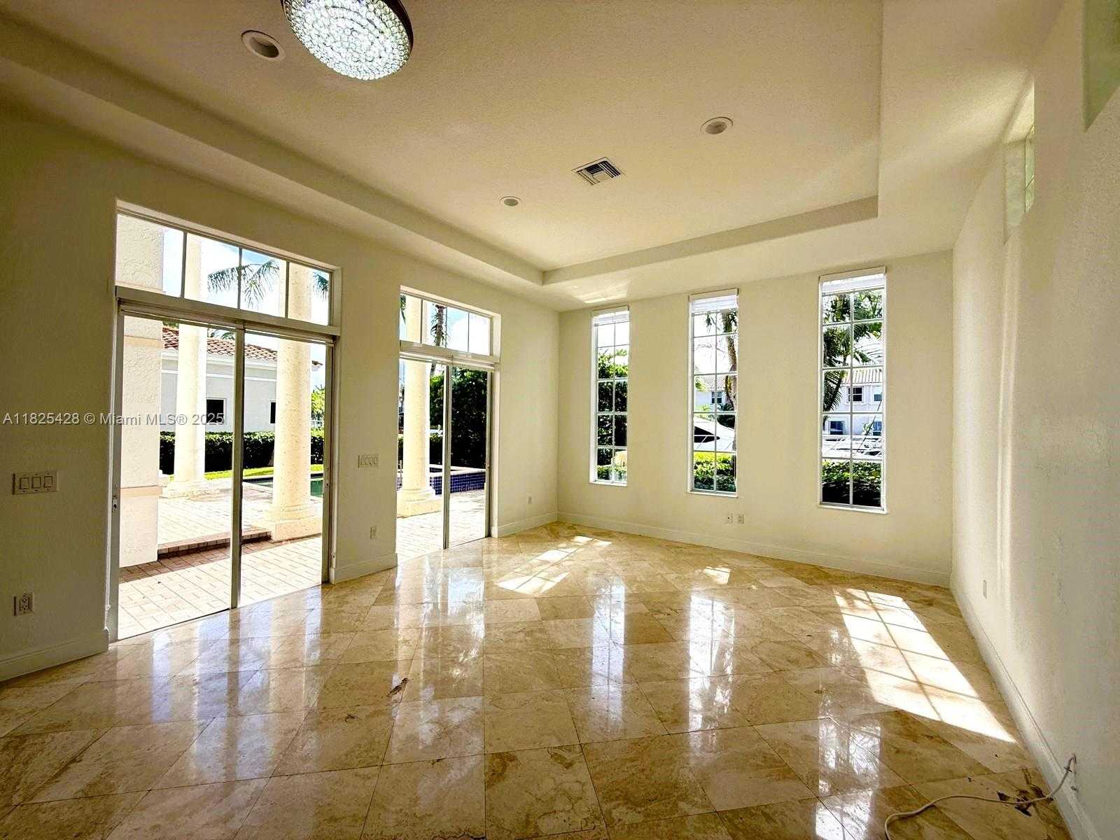 Small Image of 996 SANIBEL DR, Hollywood Number 25