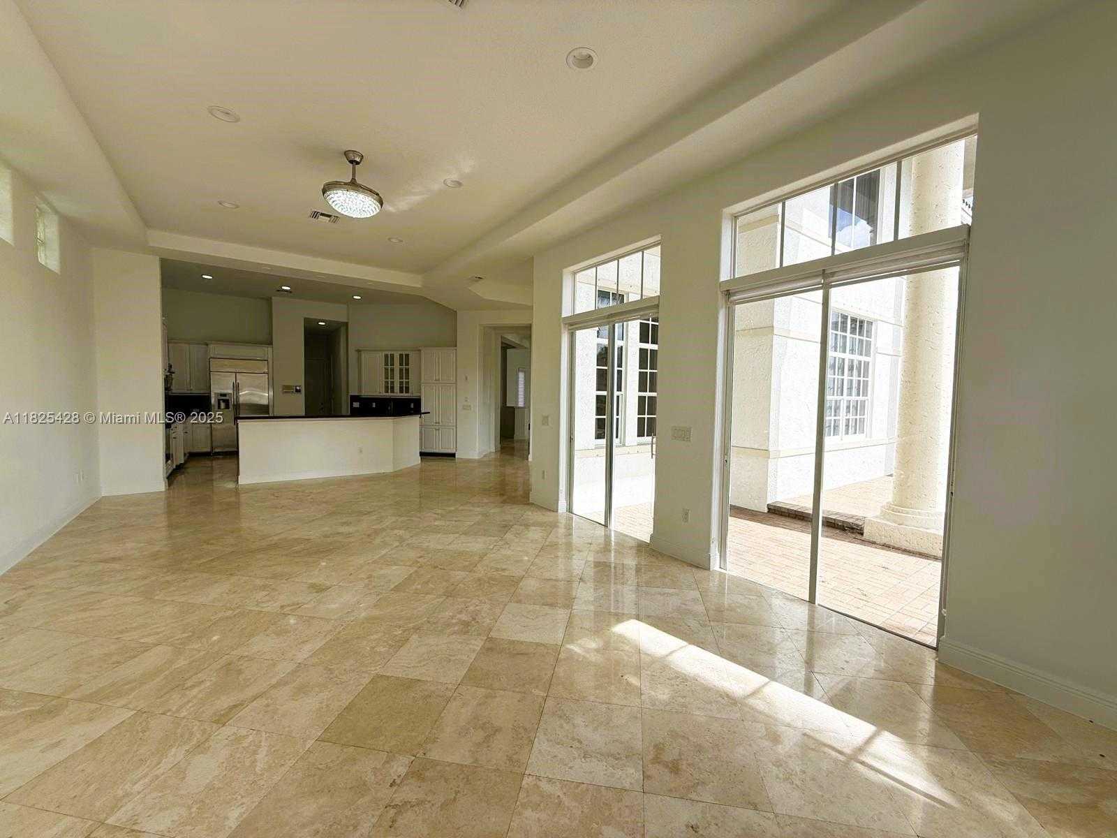 Small Image of 996 SANIBEL DR, Hollywood Number 26