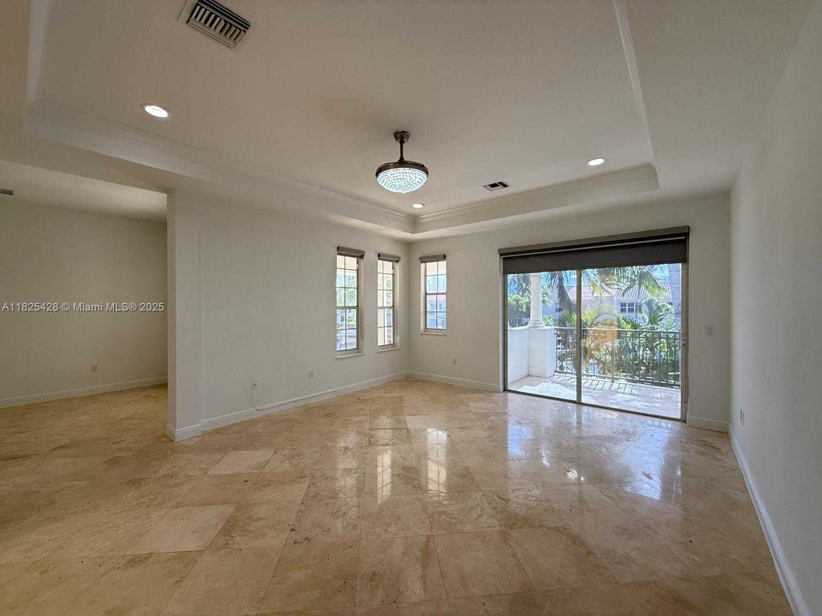 Small Image of 996 SANIBEL DR, Hollywood Number 69