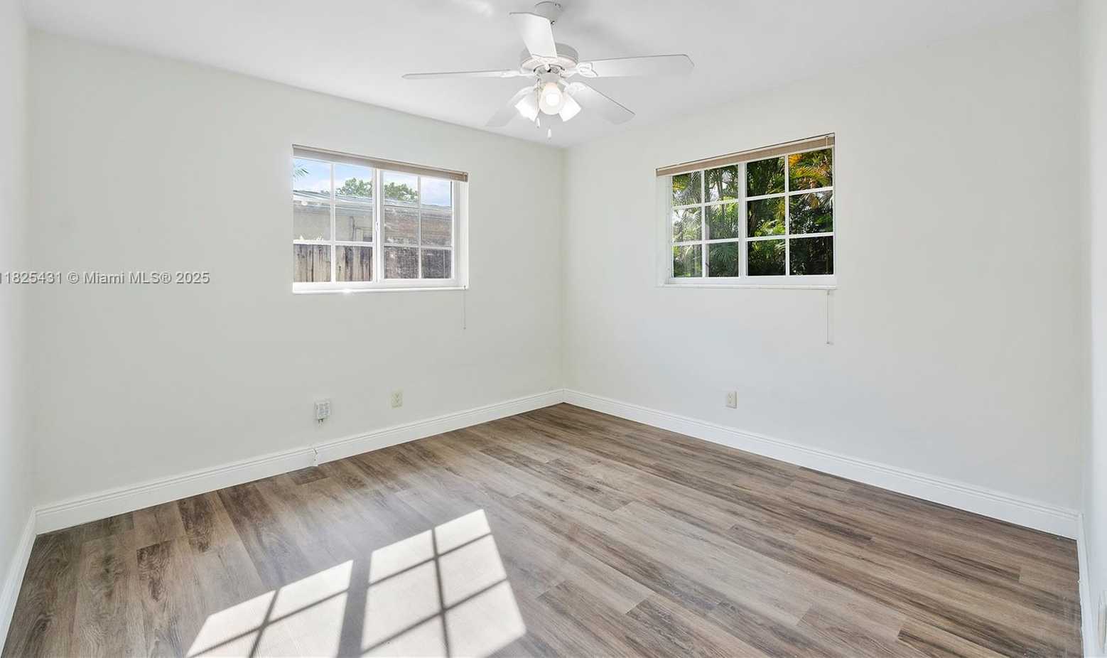 Small Image of 8220 NORTH WEST 24TH CT, Pembroke Pines Number 14