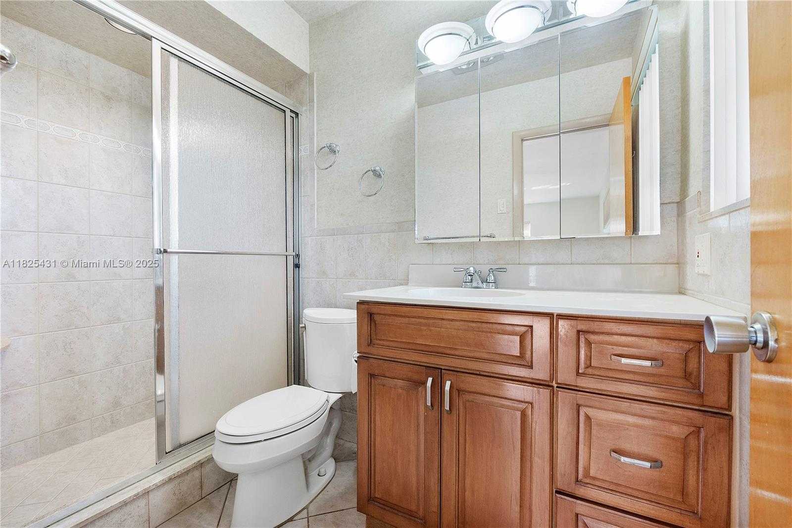 Small Image of 8220 NORTH WEST 24TH CT, Pembroke Pines Number 16
