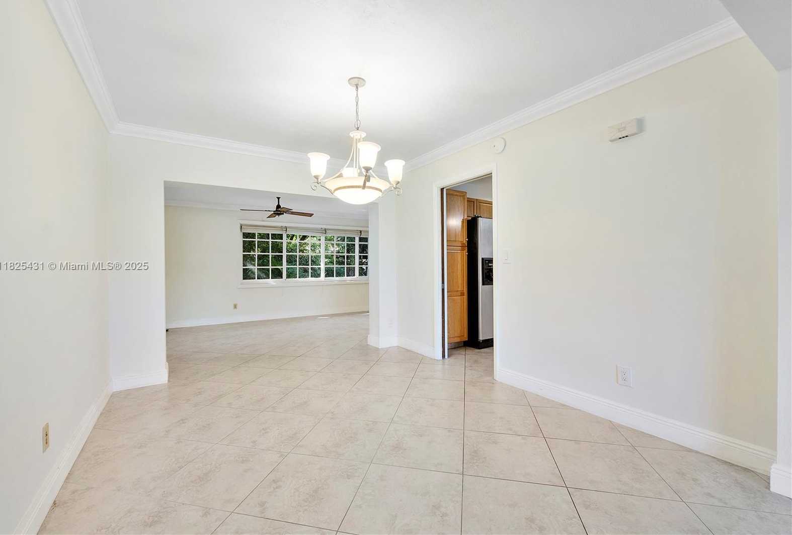 Small Image of 8220 NORTH WEST 24TH CT, Pembroke Pines Number 6