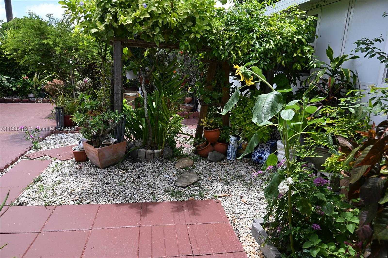 Small Image of 18325 SOUTH WEST 114TH CT, Miami Number 25