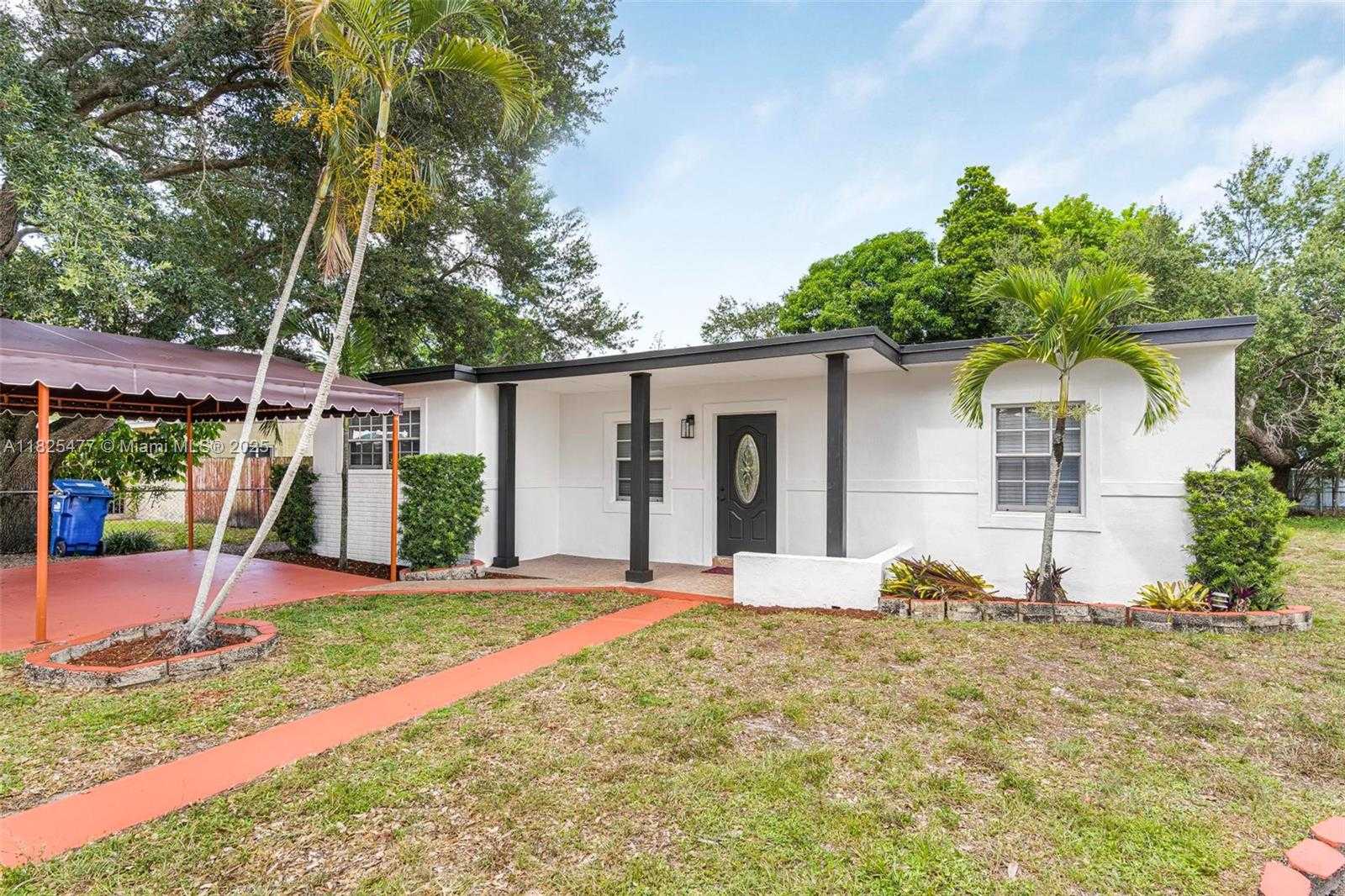 Small Image of Miami Gardens Number 6
