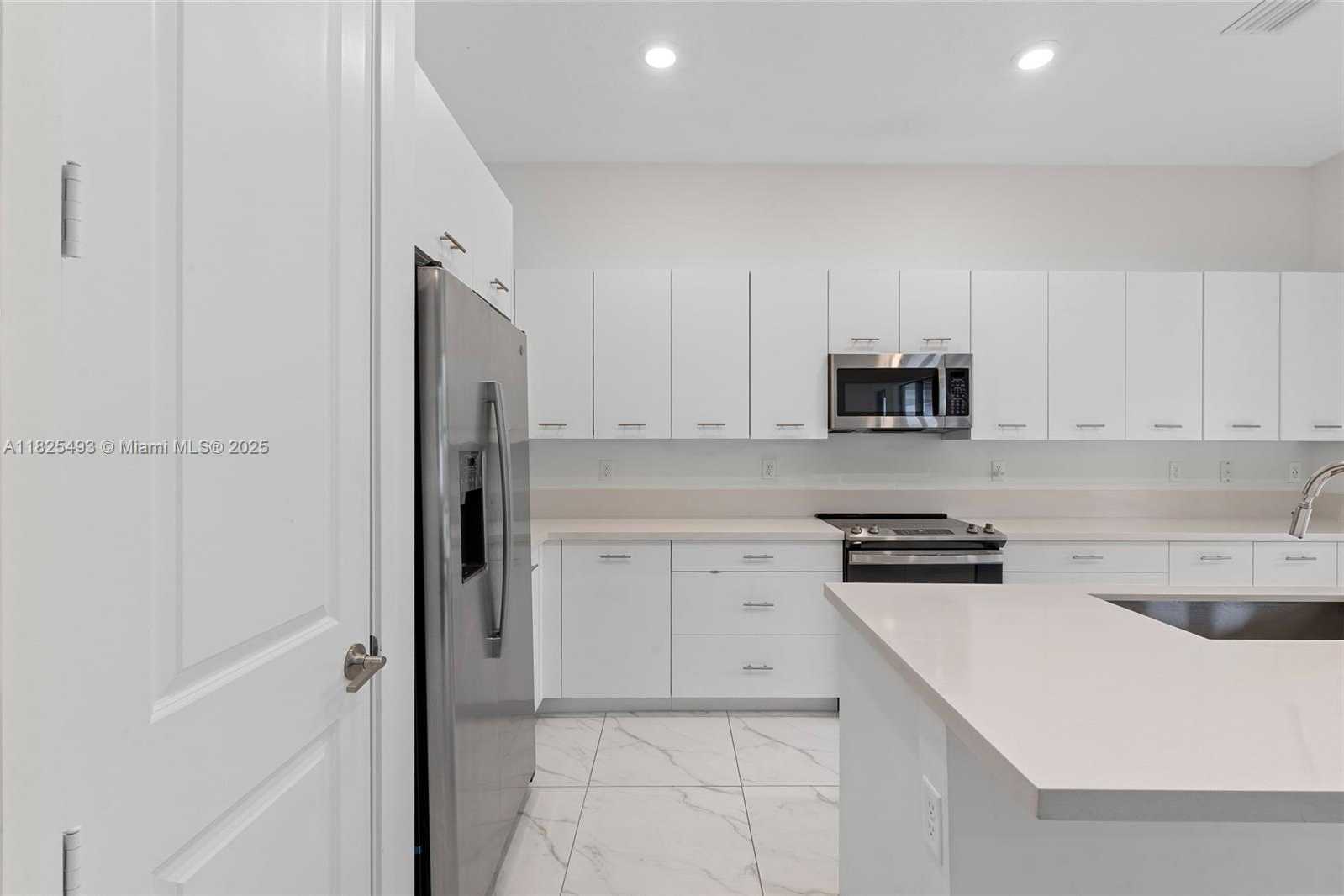 Small Image of 4349 SOUTH WEST 173RD AVE, Miramar Number 15