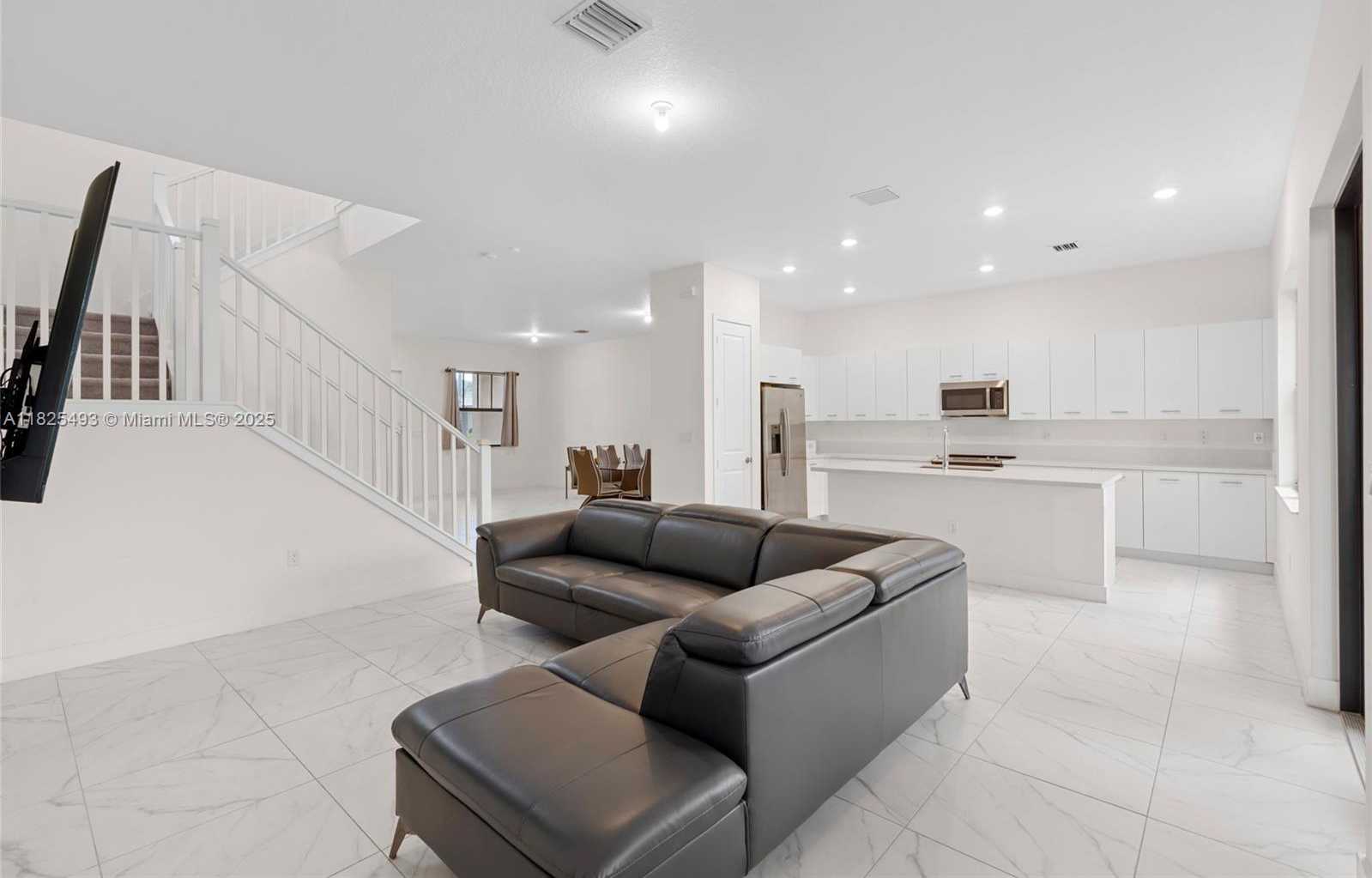 Small Image of 4349 SOUTH WEST 173RD AVE, Miramar Number 19