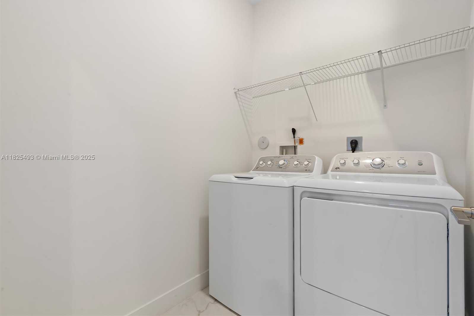 Small Image of 4349 SOUTH WEST 173RD AVE, Miramar Number 29