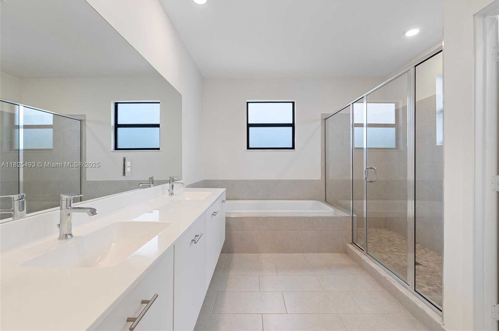 Small Image of 4349 SOUTH WEST 173RD AVE, Miramar Number 34
