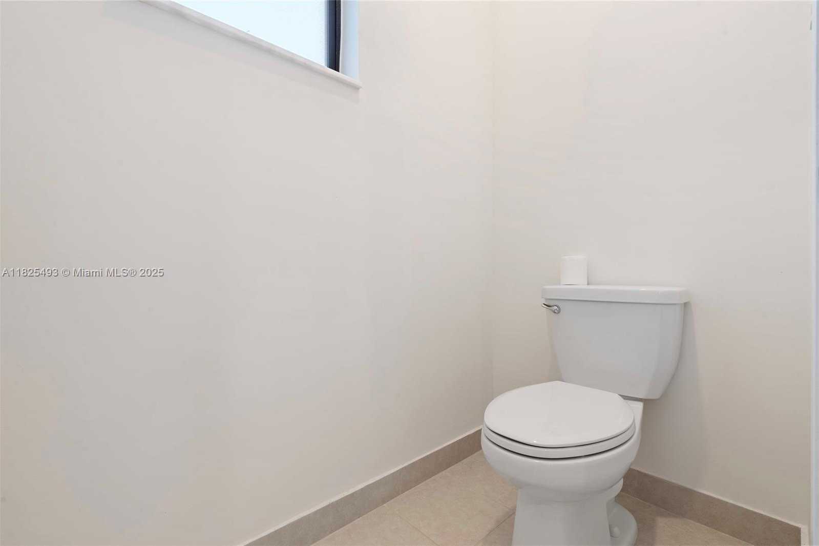Small Image of 4349 SOUTH WEST 173RD AVE, Miramar Number 36