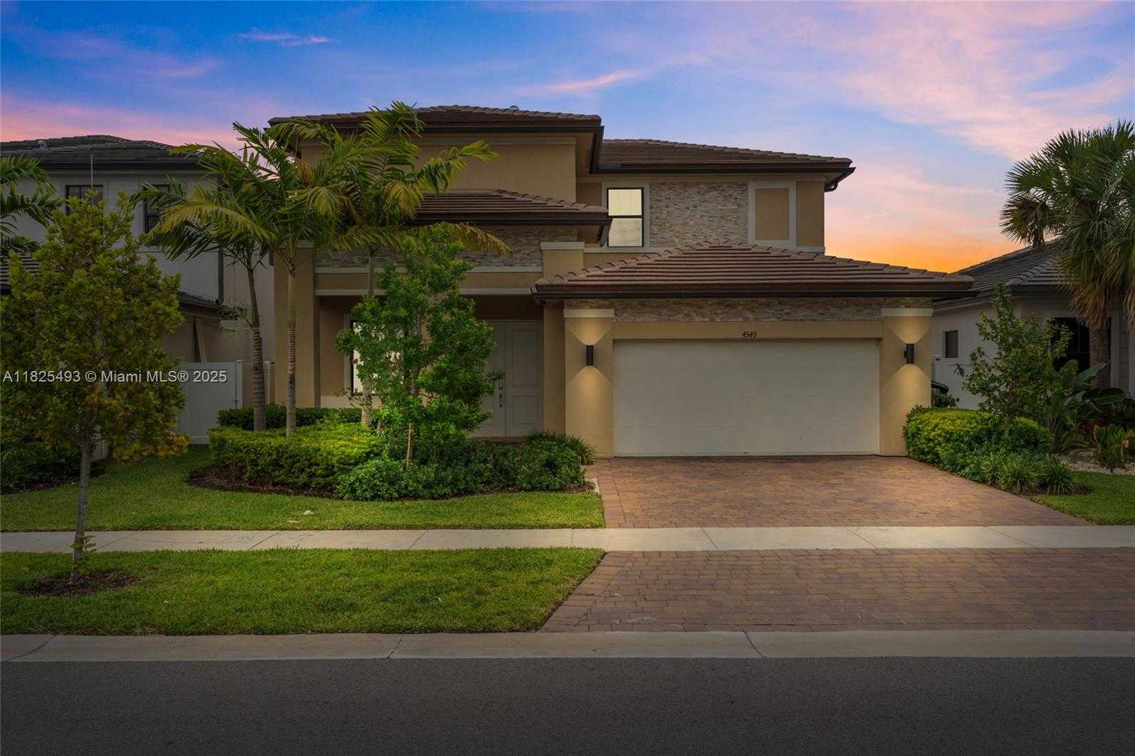 Small Image of 4349 SOUTH WEST 173RD AVE, Miramar Number 4