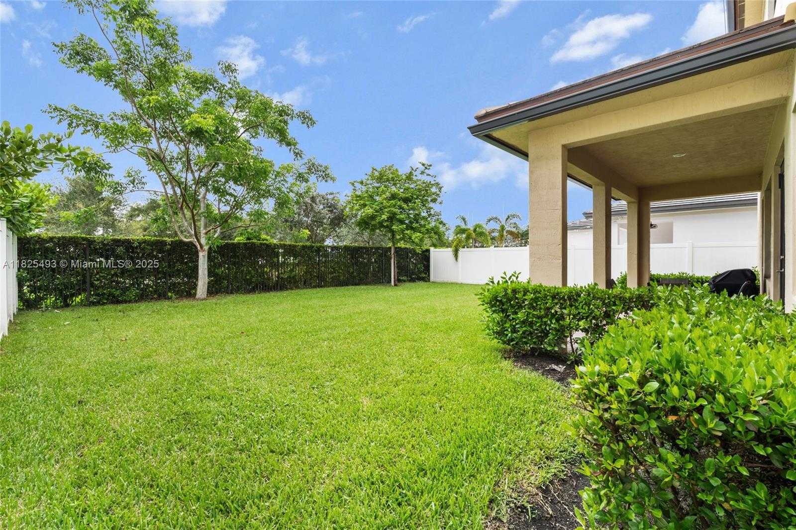 Small Image of 4349 SOUTH WEST 173RD AVE, Miramar Number 46