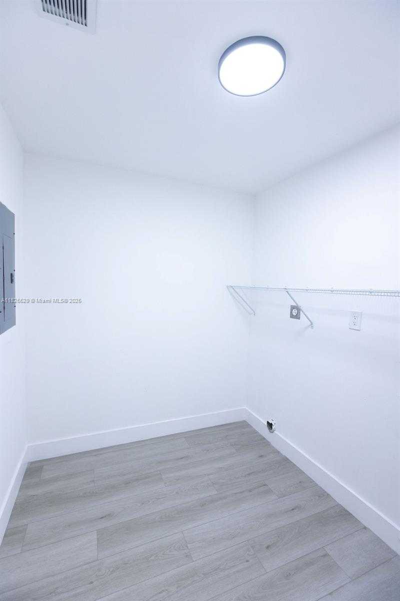 Small Image of 355 SOUTH WEST 17TH AVE, Homestead Number 27