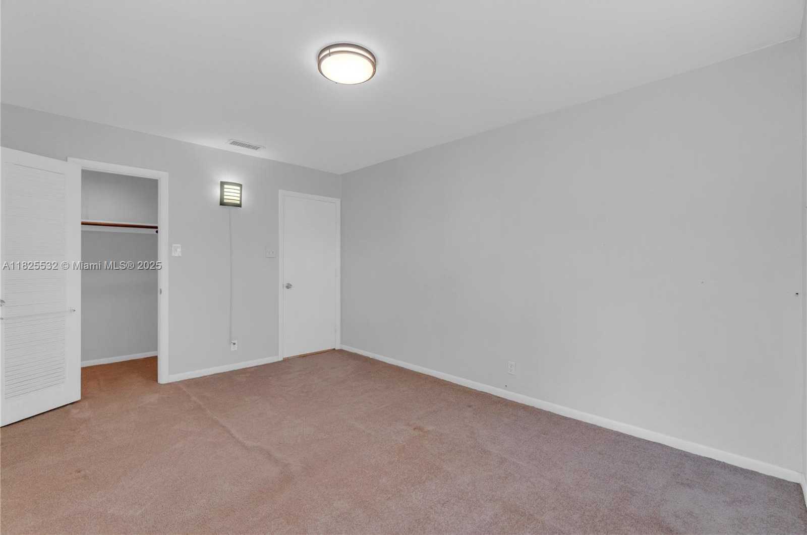 Small Image of 6915 NORTH WEST 17TH ST, Margate Number 36