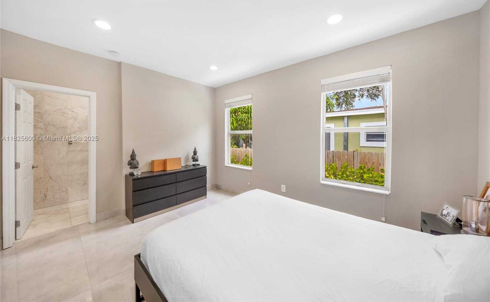 Small Image of 120 NORTH WEST 49TH ST, Miami Number 14