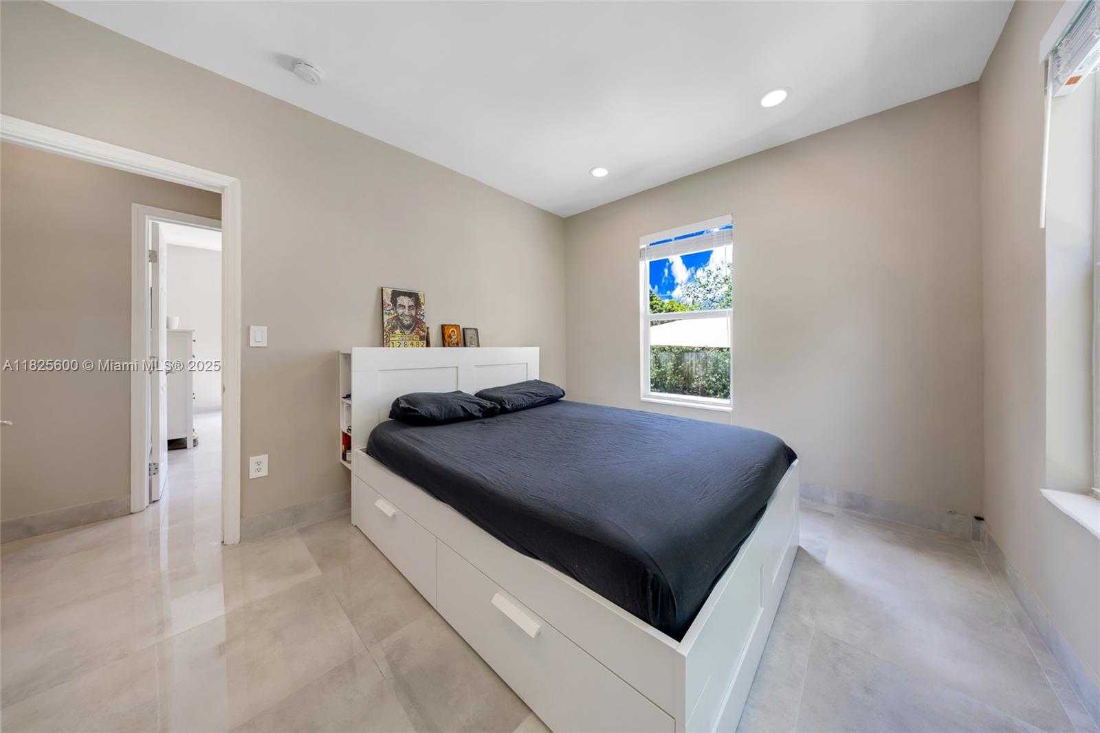 Small Image of 120 NORTH WEST 49TH ST, Miami Number 16