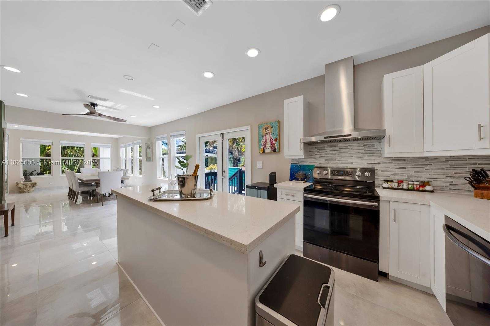 Small Image of 120 NORTH WEST 49TH ST, Miami Number 9