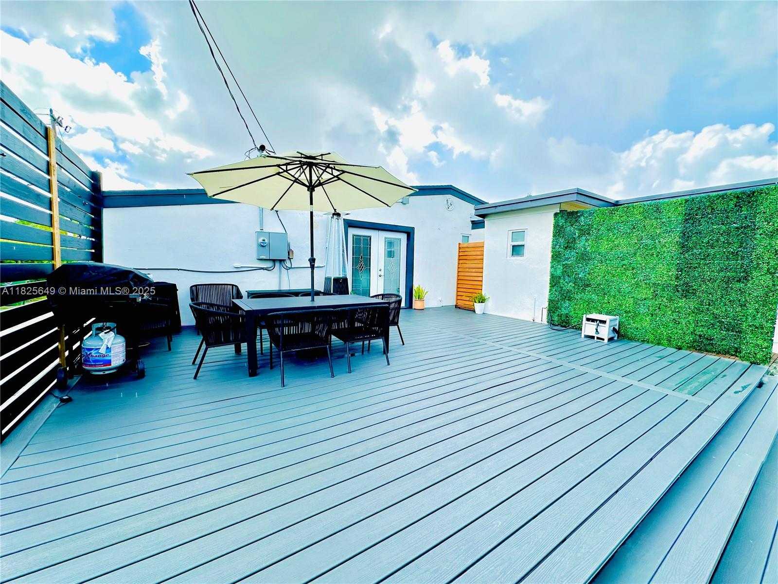 Small Image of 305 SOUTH WEST 24TH AVE, Fort Lauderdale Number 16