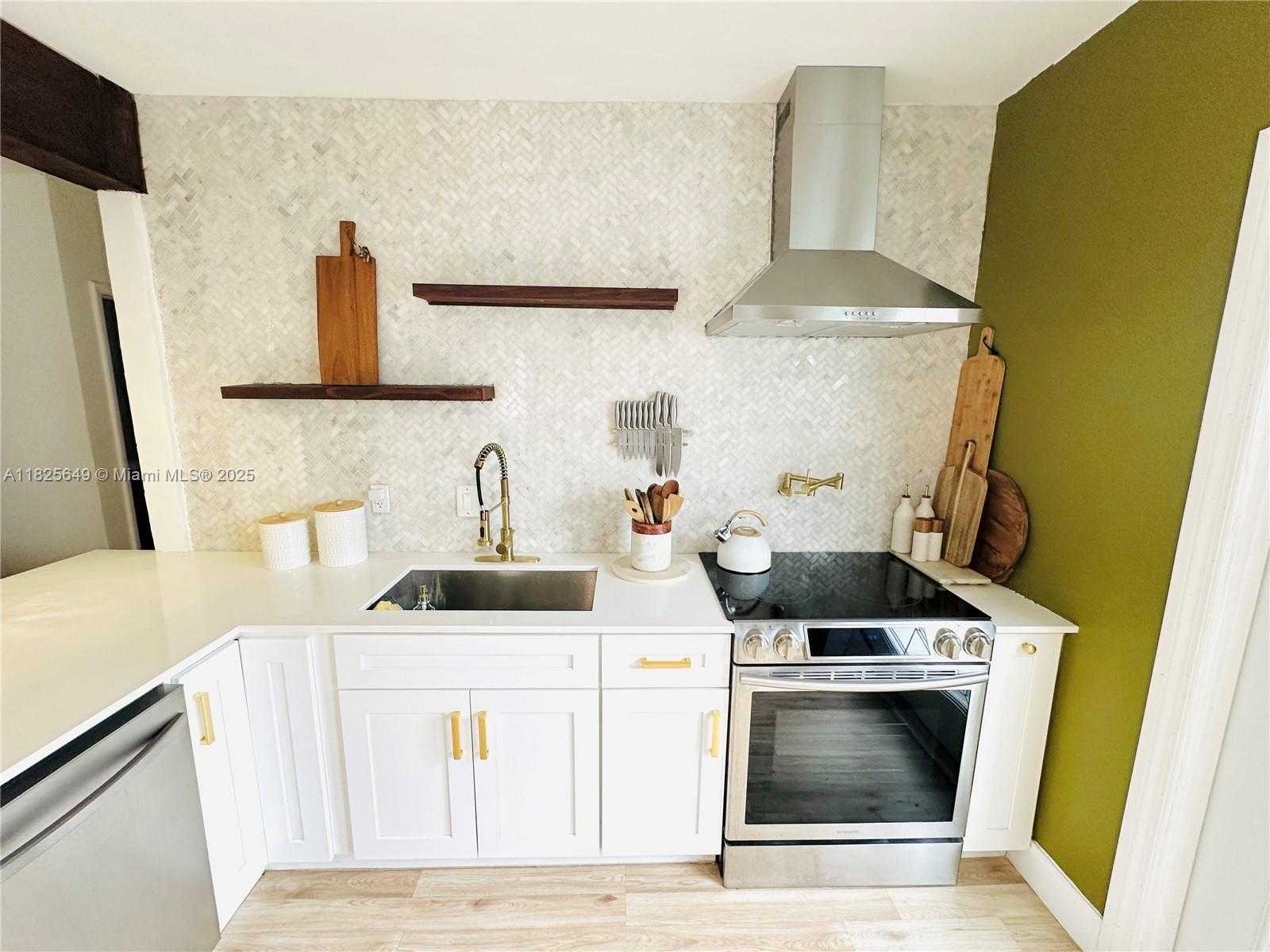Small Image of 305 SOUTH WEST 24TH AVE, Fort Lauderdale Number 21