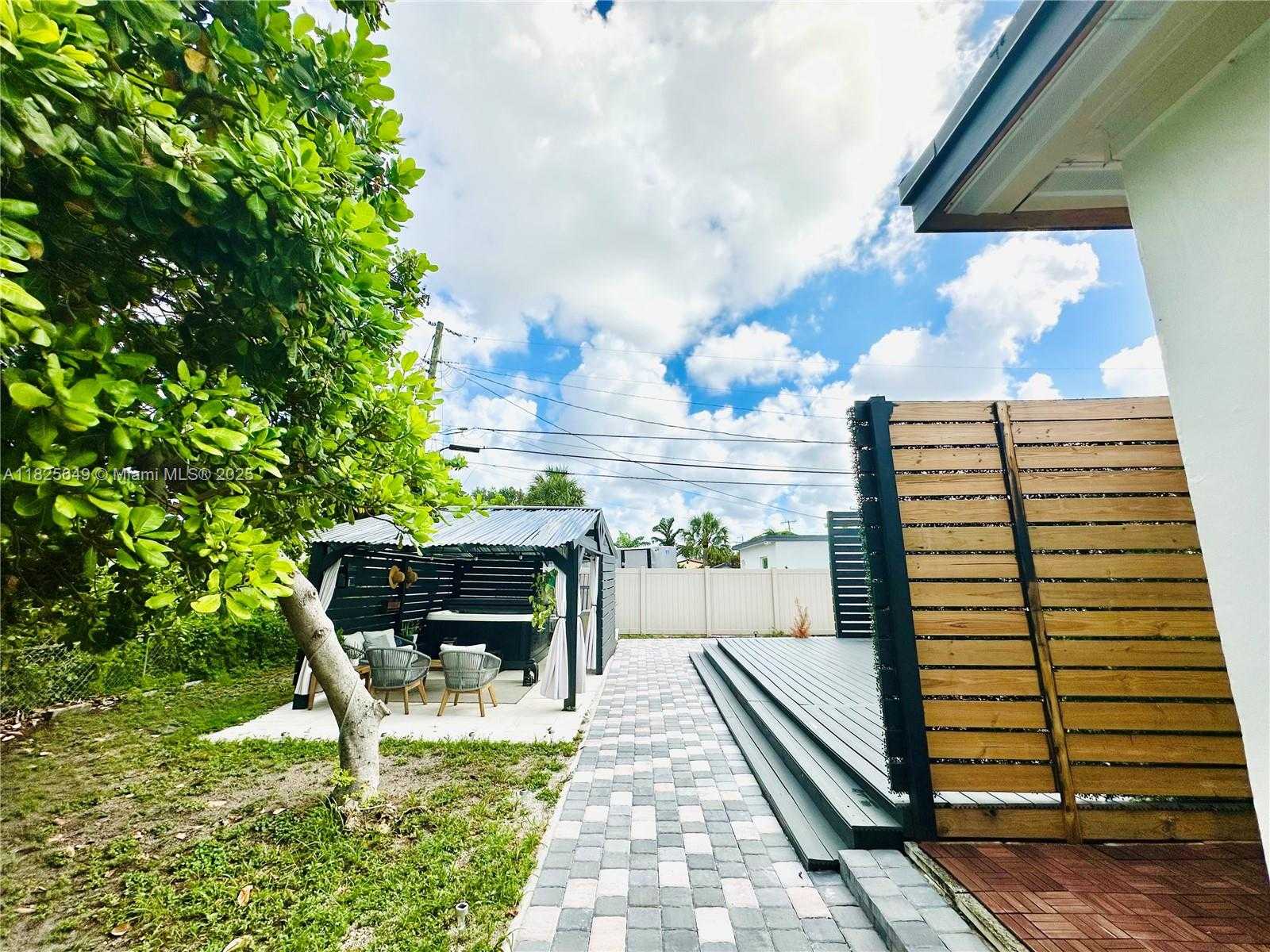 Small Image of 305 SOUTH WEST 24TH AVE, Fort Lauderdale Number 42