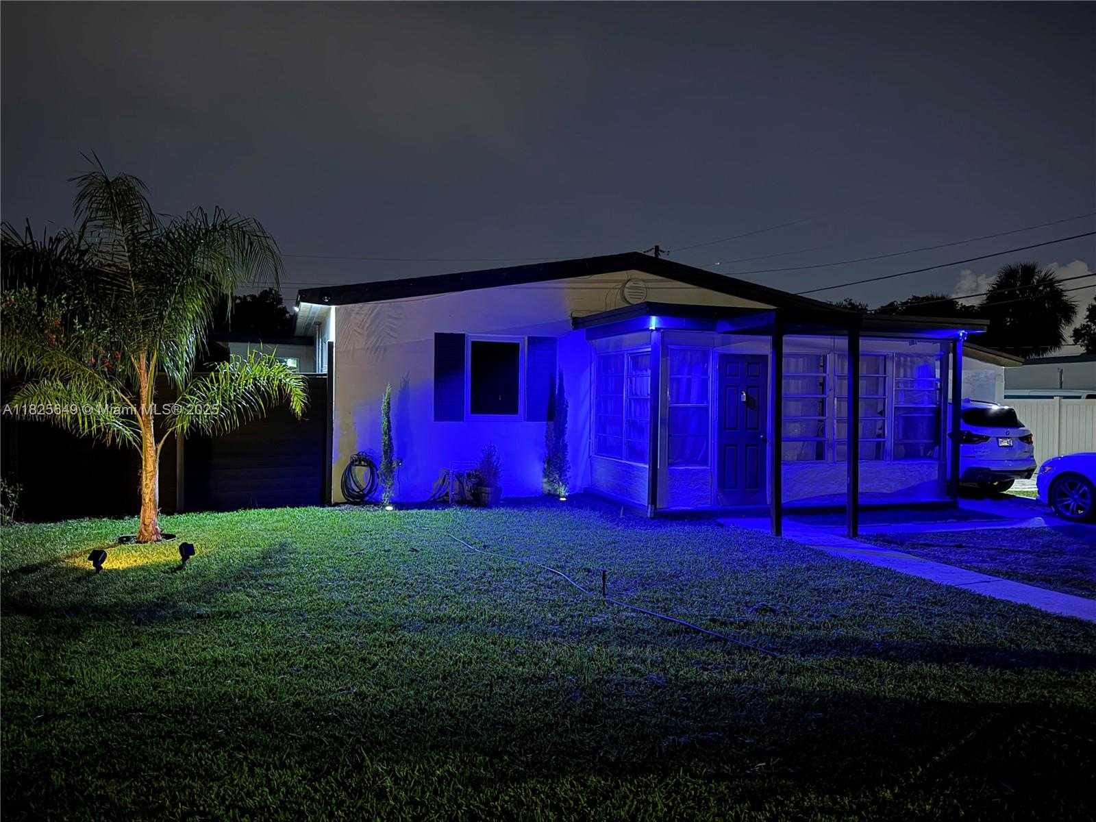 Small Image of 305 SOUTH WEST 24TH AVE, Fort Lauderdale Number 5