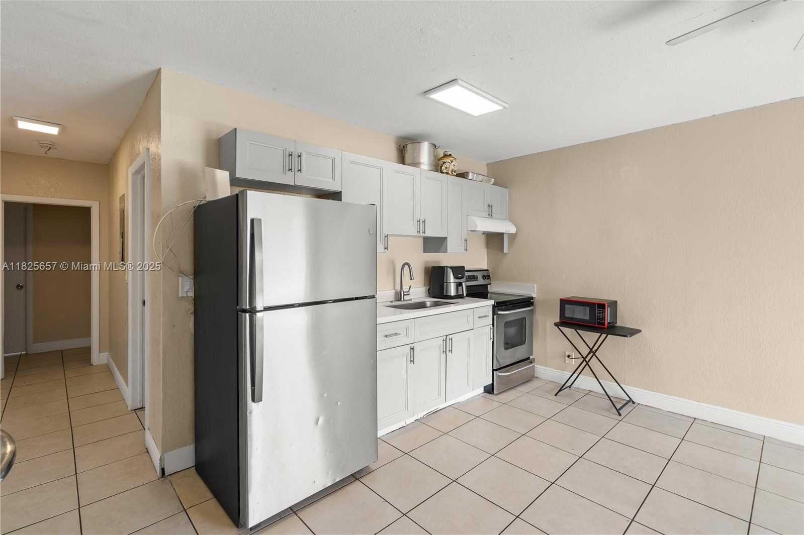 Small Image of 538 NORTH WEST 18TH AVE, Fort Lauderdale Number 7