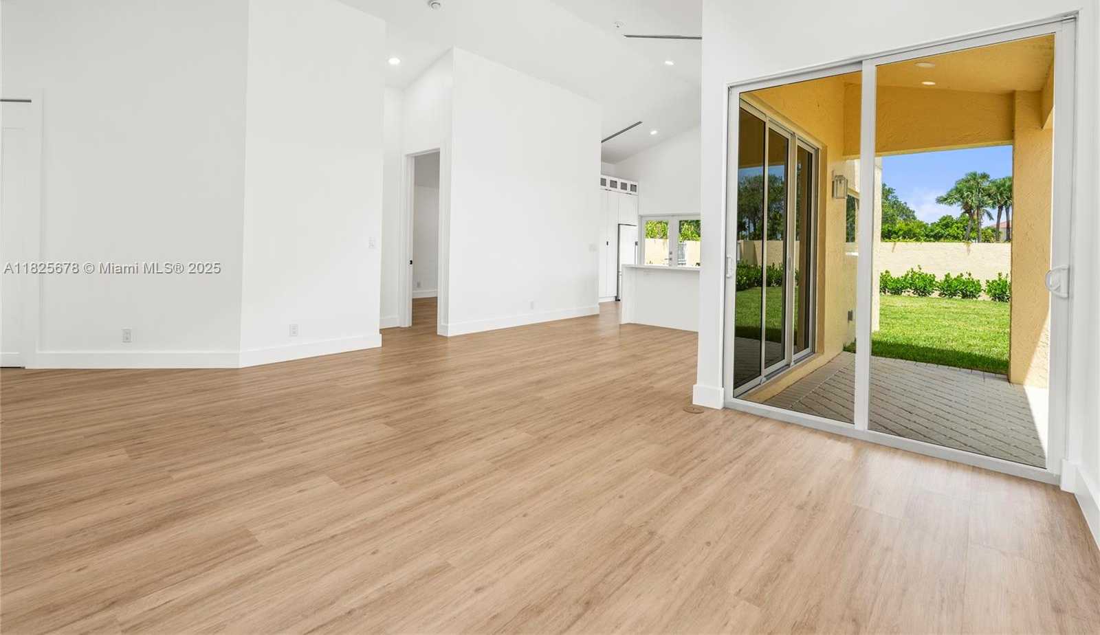 Small Image of 9047 BAYBURY LN, West Palm Beach Number 11