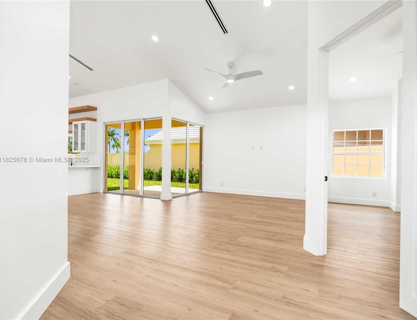 Small Image of 9047 BAYBURY LN, West Palm Beach Number 16