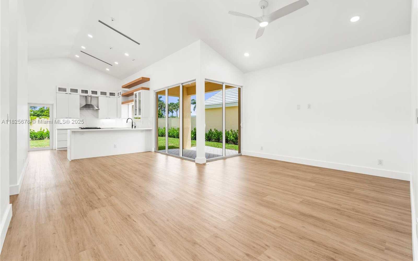 Small Image of 9047 BAYBURY LN, West Palm Beach Number 9