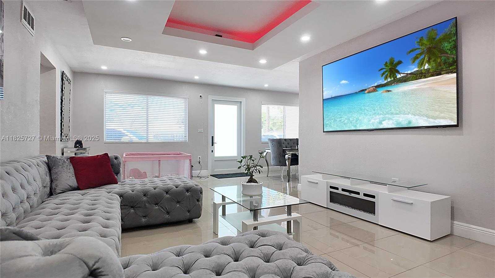 Small Image of 801 NORTH WEST 172ND TER, Miami Gardens Number 10