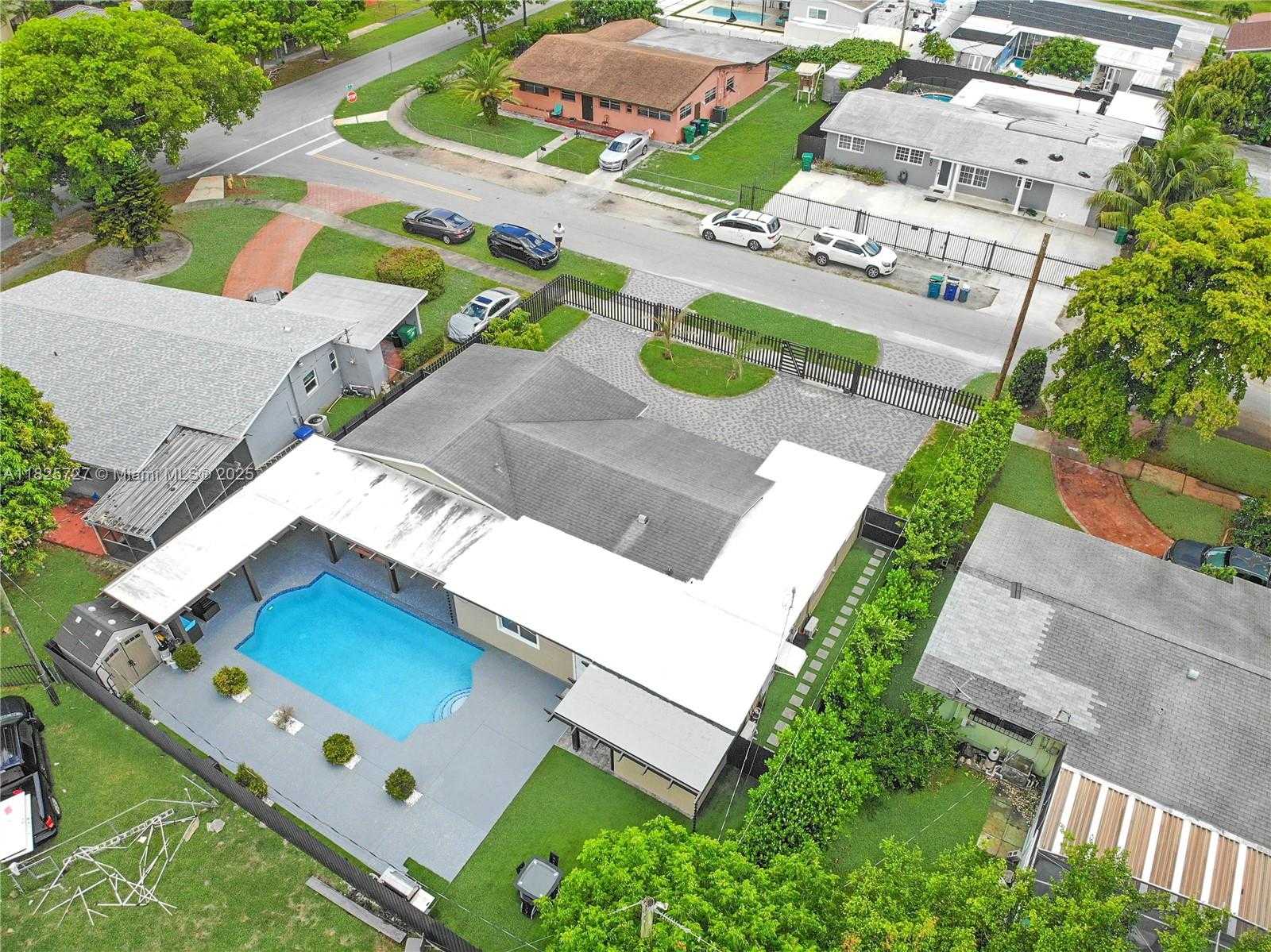 Small Image of 801 NORTH WEST 172ND TER, Miami Gardens Number 53