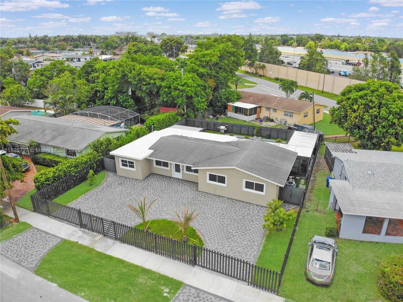 Small Image of 801 NORTH WEST 172ND TER, Miami Gardens Number 54