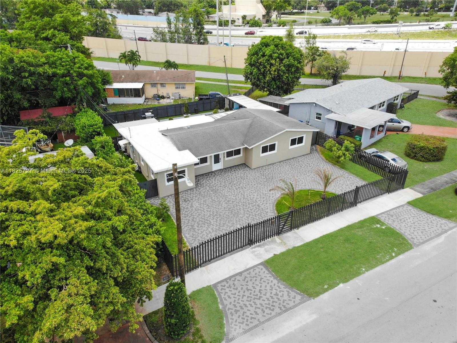 Small Image of 801 NORTH WEST 172ND TER, Miami Gardens Number 55