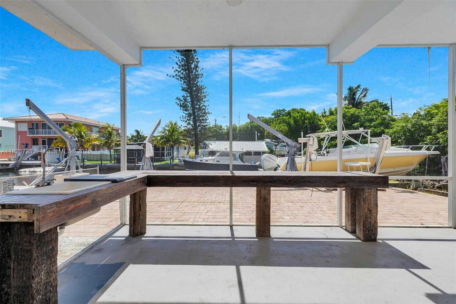 Small Image of 103 LONG KEY RD, Key Largo Number 15
